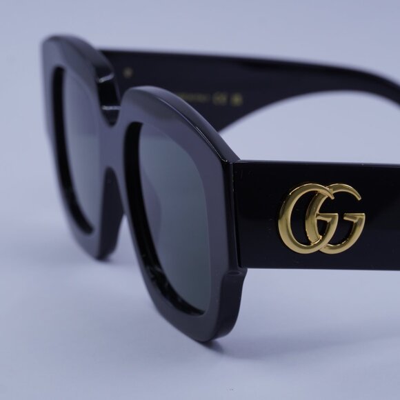 Gucci GG1546S 001 Sunglasses Black Square Frame, Grey Lenses main image 9